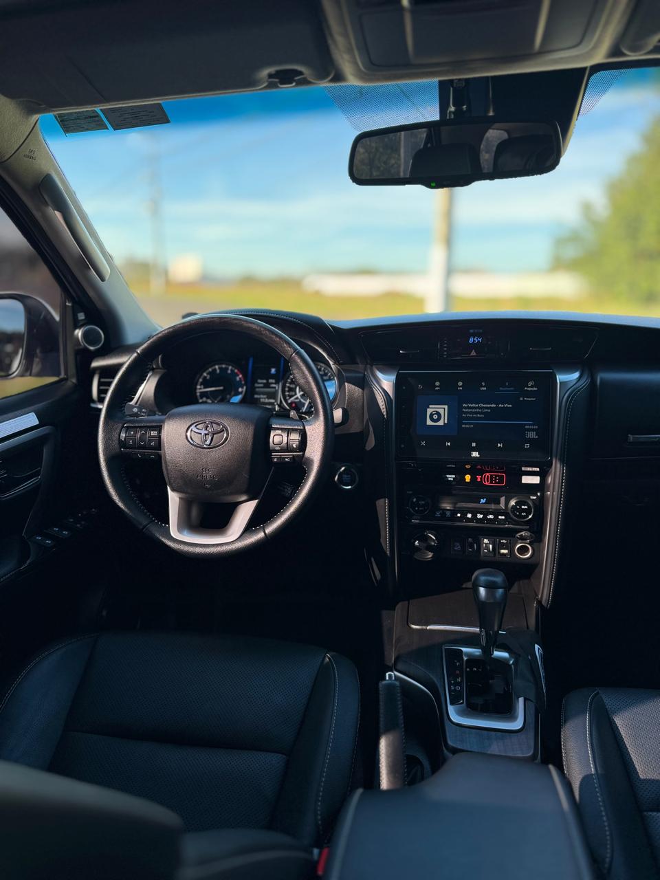 Toyota SW4 2.8 Turbo - foto 15