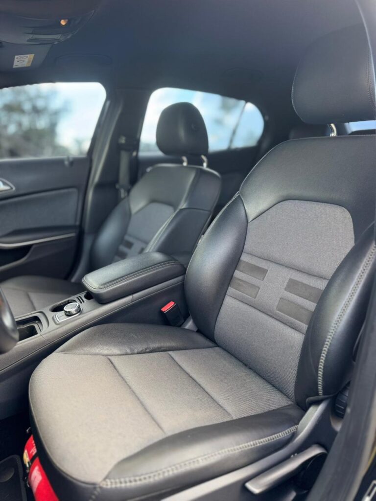 Mercedes-Benz Classe GLA 200 - foto 18